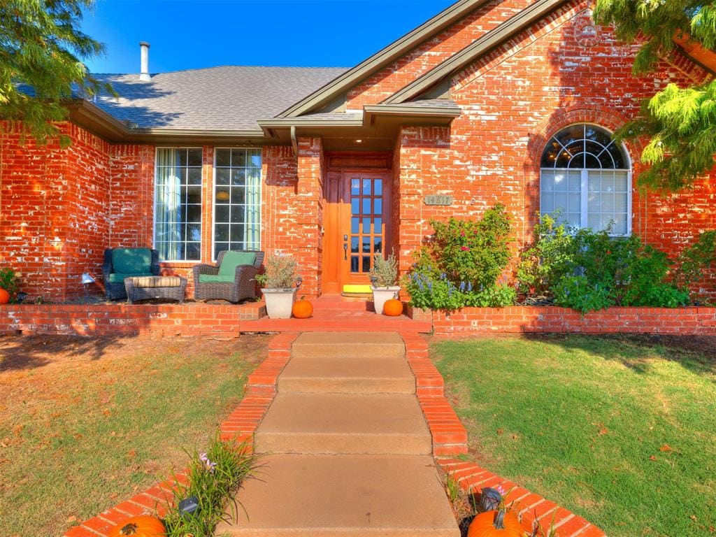 14817 Brasswood Boulevard, photo 2