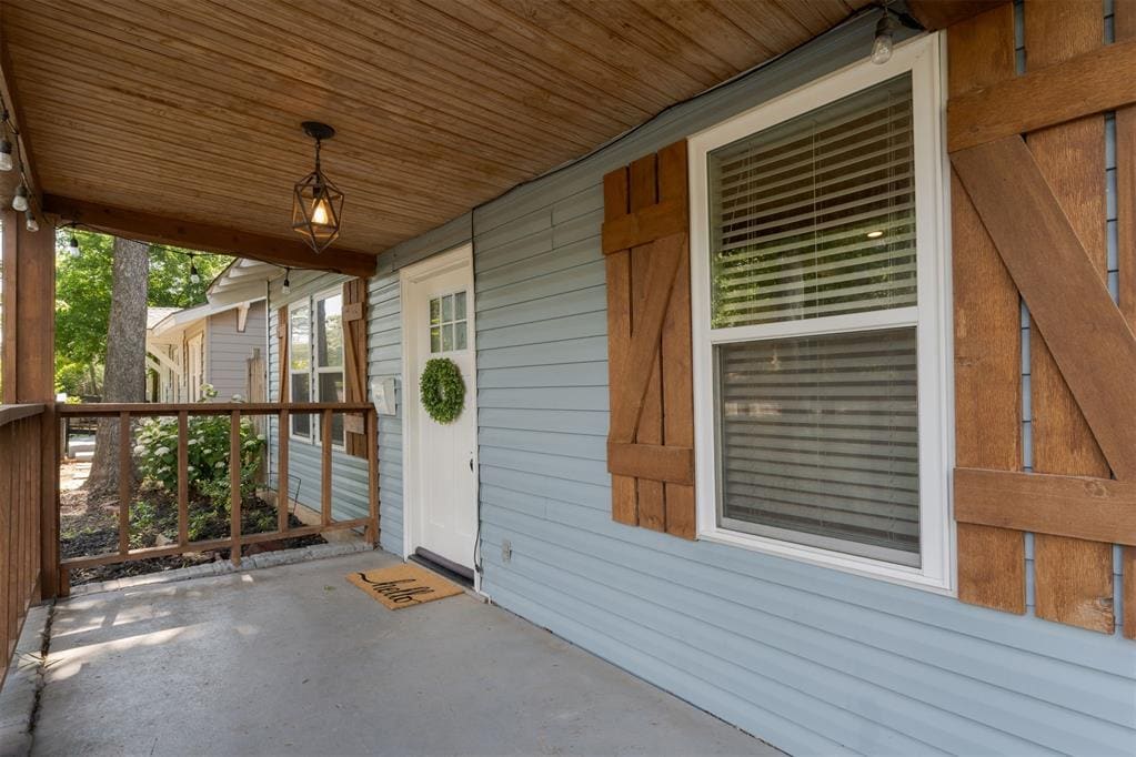 832 NW 35th Street, photo 4
