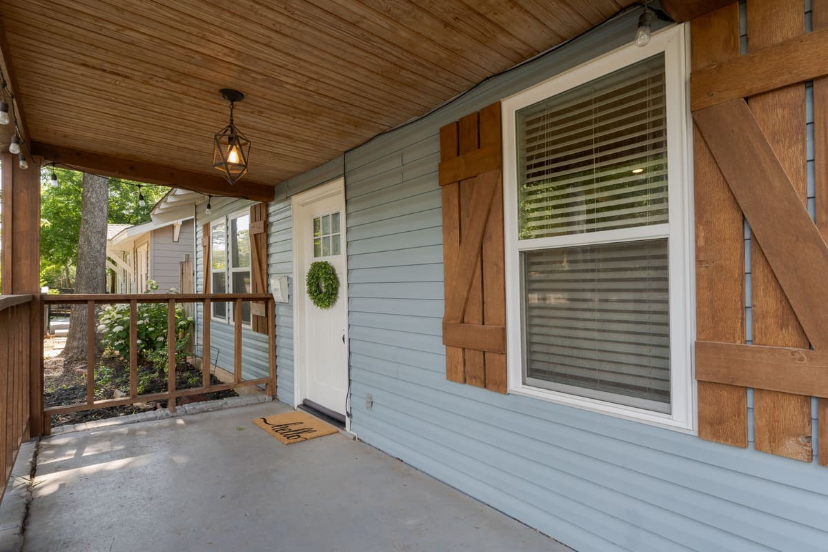 832 NW 35th Street, photo 4